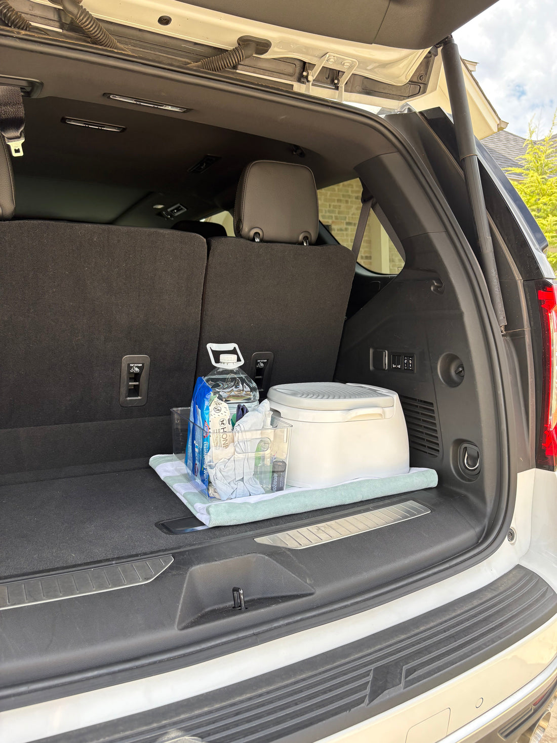 Why We Keep a Potty Permanently Set Up in the Car